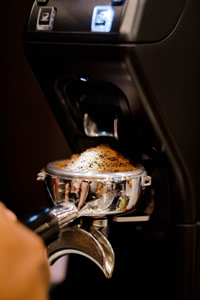 coffee, espresso, coffee grinding-6190210.jpg